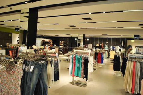 富县商场里的店面怎么装修？